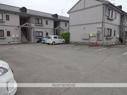 寿ハイツ　Ｂ棟[2DK/48.7m2]の駐車場