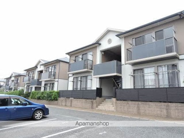 シャーメゾン名島 C棟