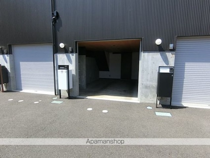 ガレージハウス東北福祉大前駅[2LDK/76.17m2]の内装1