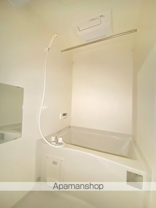 ニホコーポラスⅢ[1R/21.02m2]のバス