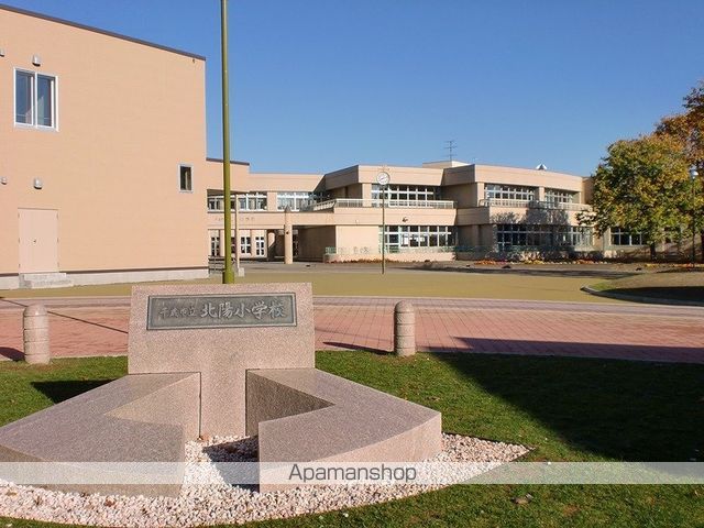 detached 北海道千歳市勇舞５丁目6-18

地図を見る