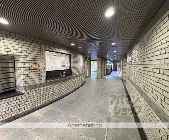 ドムス鴨川の玄関写真