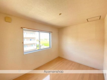 Ｉ・セレブ香川町Ａ・Ｂ[2LDK/62.89m2]の内装5