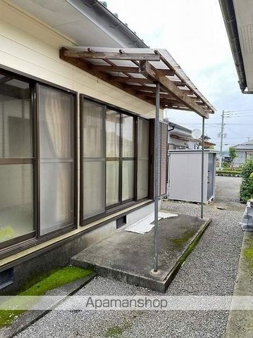 栫井貸家の内装写真