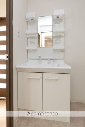 グローバル高松[2LDK/54m2]の洗面所