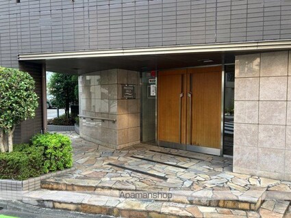 東京都文京区本駒込５丁目[3LDK/76.96m2]のエントランス
