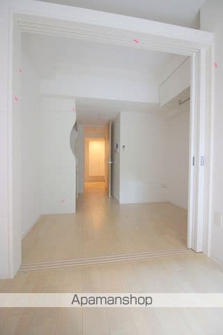 SERENITE本町REFLETの内装写真
