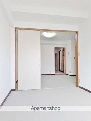 東京都新宿区大久保２丁目[3LDK/59.1m2]の内装3