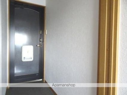 ＫＴハイツ[1DK/40m2]の玄関