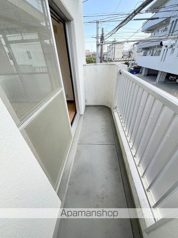 ロイヤルシティ鶴島の内装写真