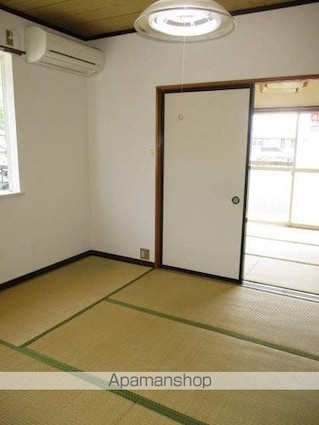 コーポ万石[2K/33.12m2]のリビング・居間