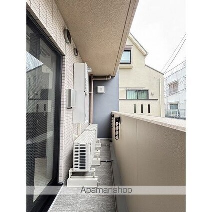 ザ・グラヴィティ新宿[2DK/37.45m2]のバルコニー