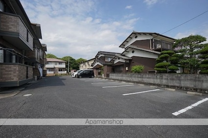 セジュール田村[2LDK/57.9m2]の駐車場