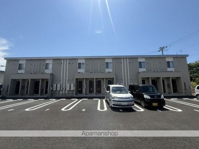 カヴァロの外観写真