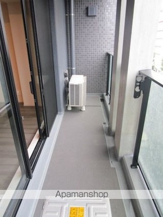 東京都杉並区高円寺南２丁目[2LDK/73.45m2]のバルコニー