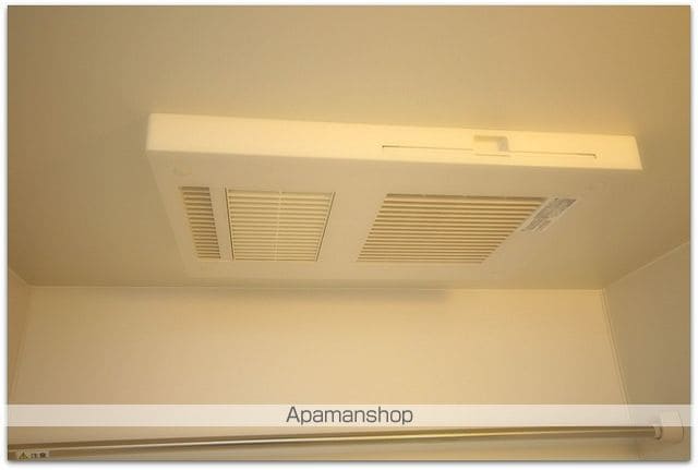 ESLEADNAMBATHEファーストの内装写真