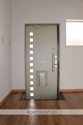 オレンジの森の内装写真
