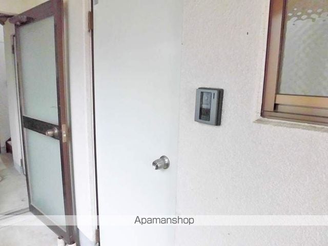 ソシアルAの玄関写真