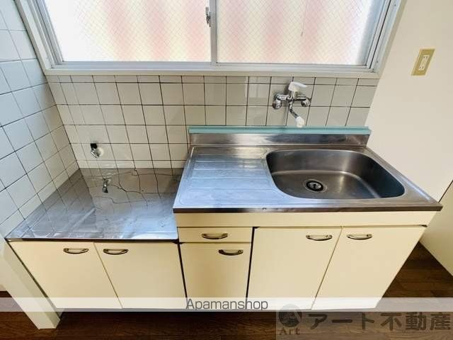 メニティー束本の内装写真