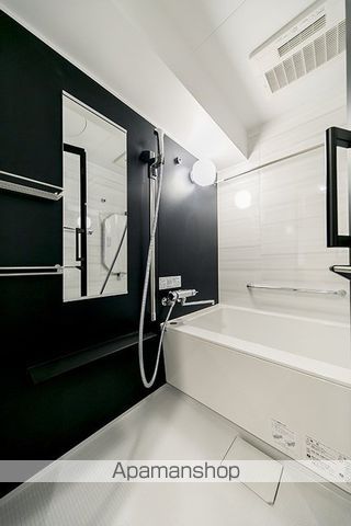ミリアレジデンス新宿御苑の内装写真