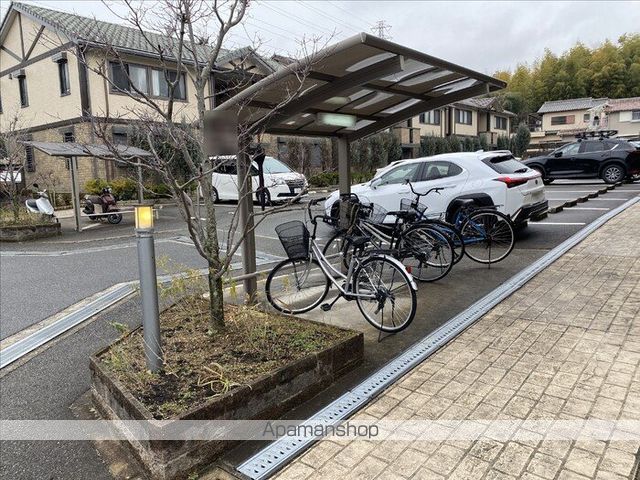 レシェンテ茨木E棟の内装写真