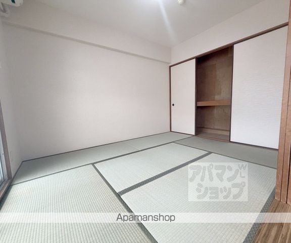 オアシス21の内装写真