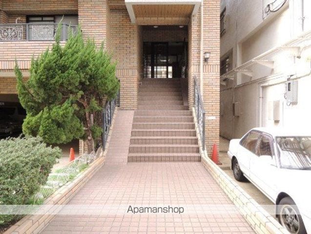 第2小林ビルの外観写真
