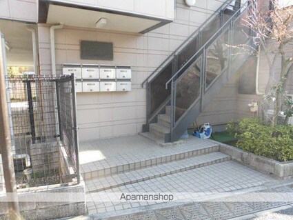 ラ・テラスＫ[1R/20.09m2]のエントランス4