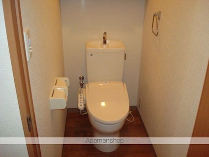 ラシーヌ[2LDK/54.54m2]のトイレ