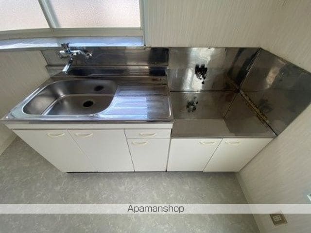 ロイヤルタウン紫竹Vの内装写真