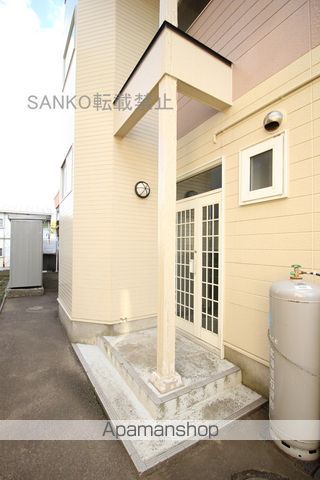 共栄ハイツの玄関写真