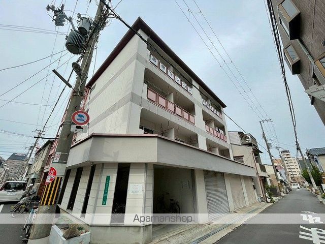 西田マンションの外観写真