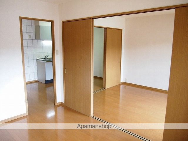ガーデンハイム樗 1番館の内装写真