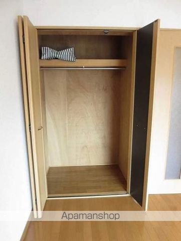 コンヴェニーレ エスの内装写真