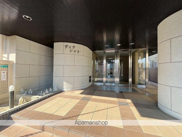 ヴィラシャトーの玄関写真