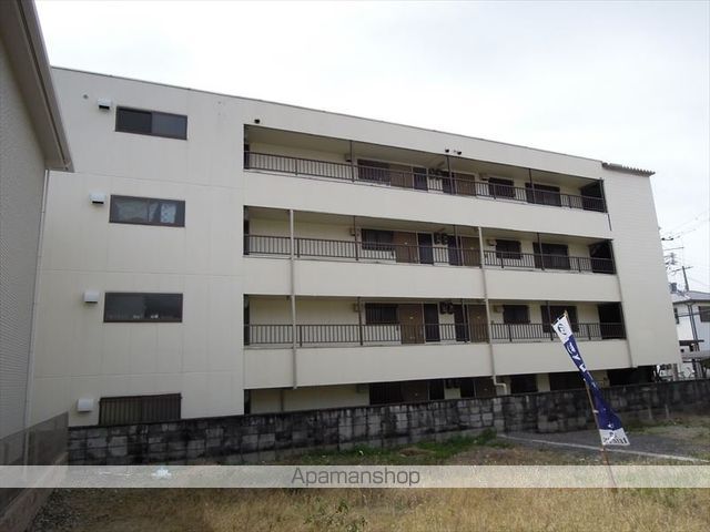 青山マンションの外観写真