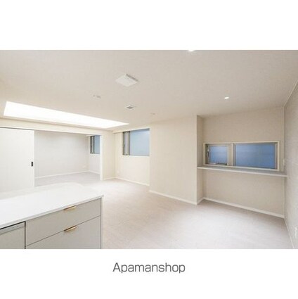ストーリア赤坂[3LDK/105.45m2]のリビング・居間2
