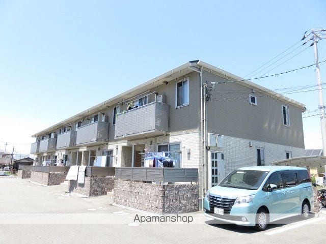 カサベルデの外観写真