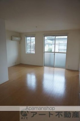 メゾンソレイユ[2LDK/66.4m2]のリビング・居間