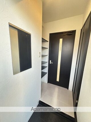 広島県広島市中区大手町３丁目[1K/30.01m2]の玄関