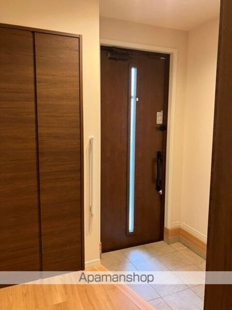 八幡山戸建[3LDK/89.2m2]の玄関