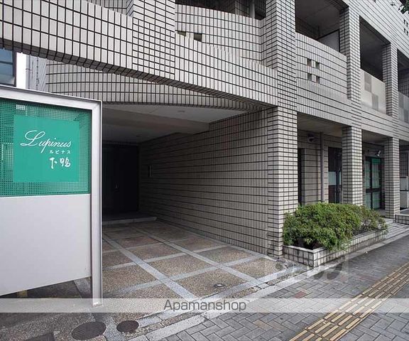 ルピナス下鴨の玄関写真