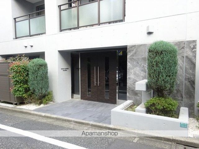 ミュージックマンション メゾフォルテの玄関写真