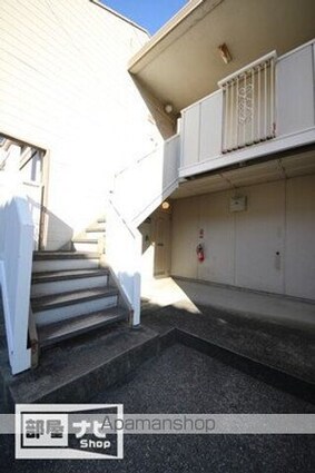 フローラル和泉Ａ棟[3DK/50m2]の外観4