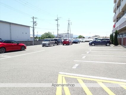 和歌山県和歌山市紀三井寺[1K/28.8m2]の駐車場1