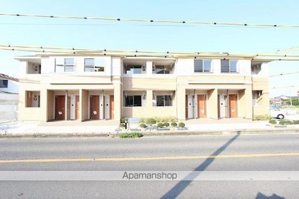 カーサ・フェリーチェ香西　[1LDK/40.82m2]の外観2