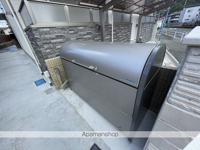 クリエオーレ津の辺町Iの外観写真