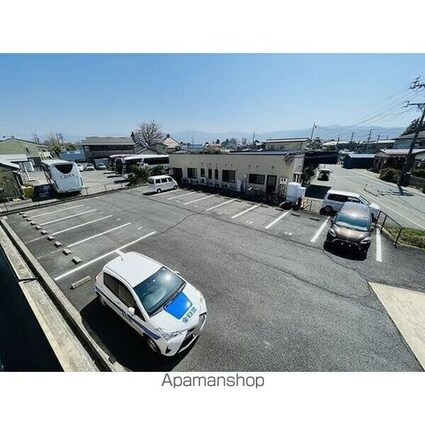 Ａｕｒｏｒａ　Ｓｈｉｍａｄａ[1K/28.03m2]の駐車場