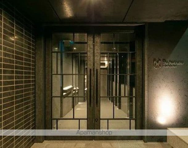 ザ・パークハビオ麻布十番の玄関写真