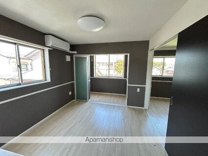 ラポムフルール（Ｌａ　Ｐｏｍｍｅ　Ｆｌｅｕｒ）[2LDK/54.83m2]のリビング・居間1